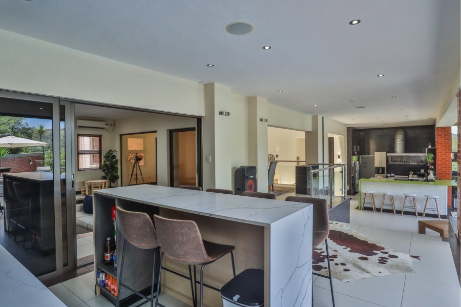 5 Bedroom Property for Sale in Xanadu Eco Park North West